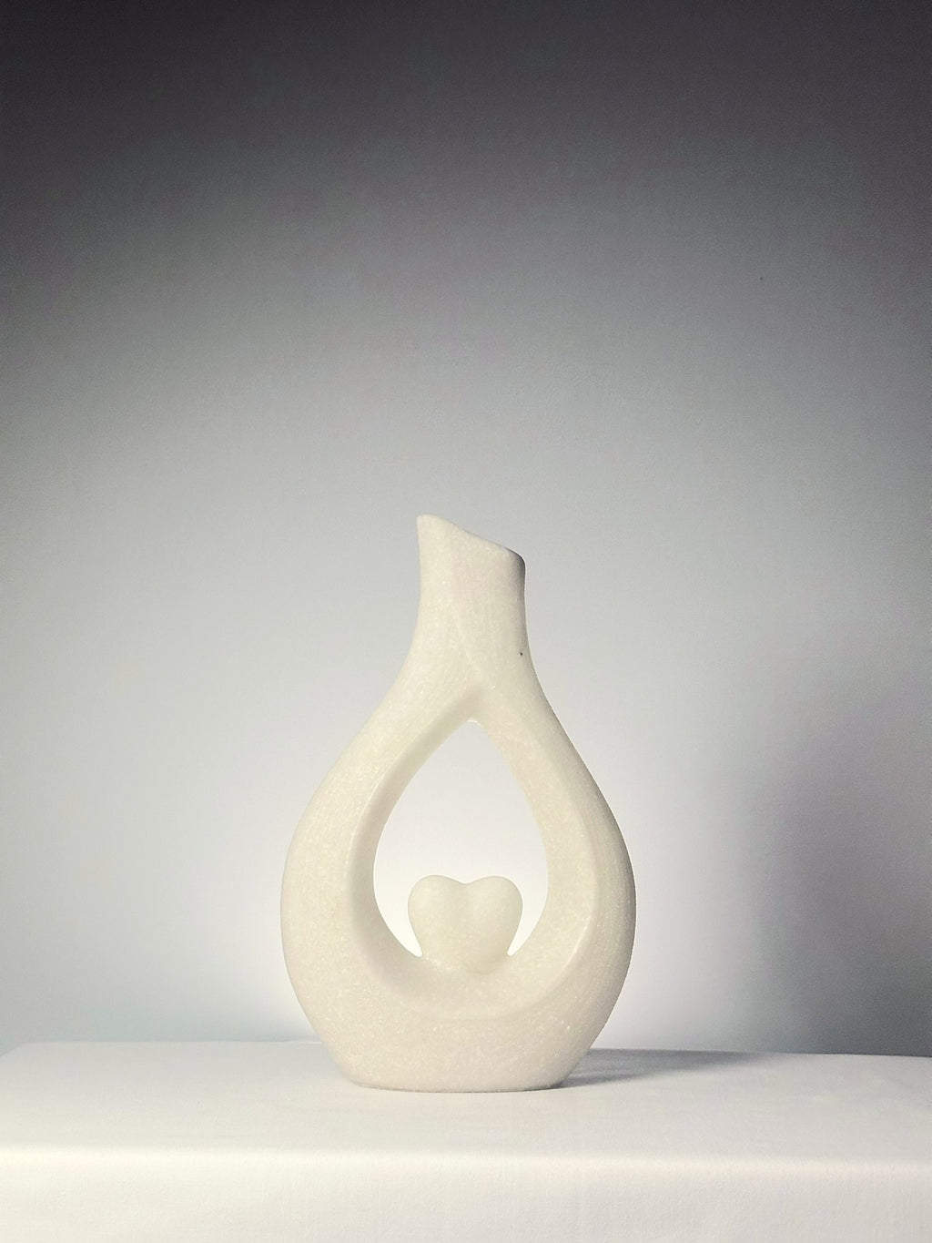 The Tesoro Heartstone in Ivory
