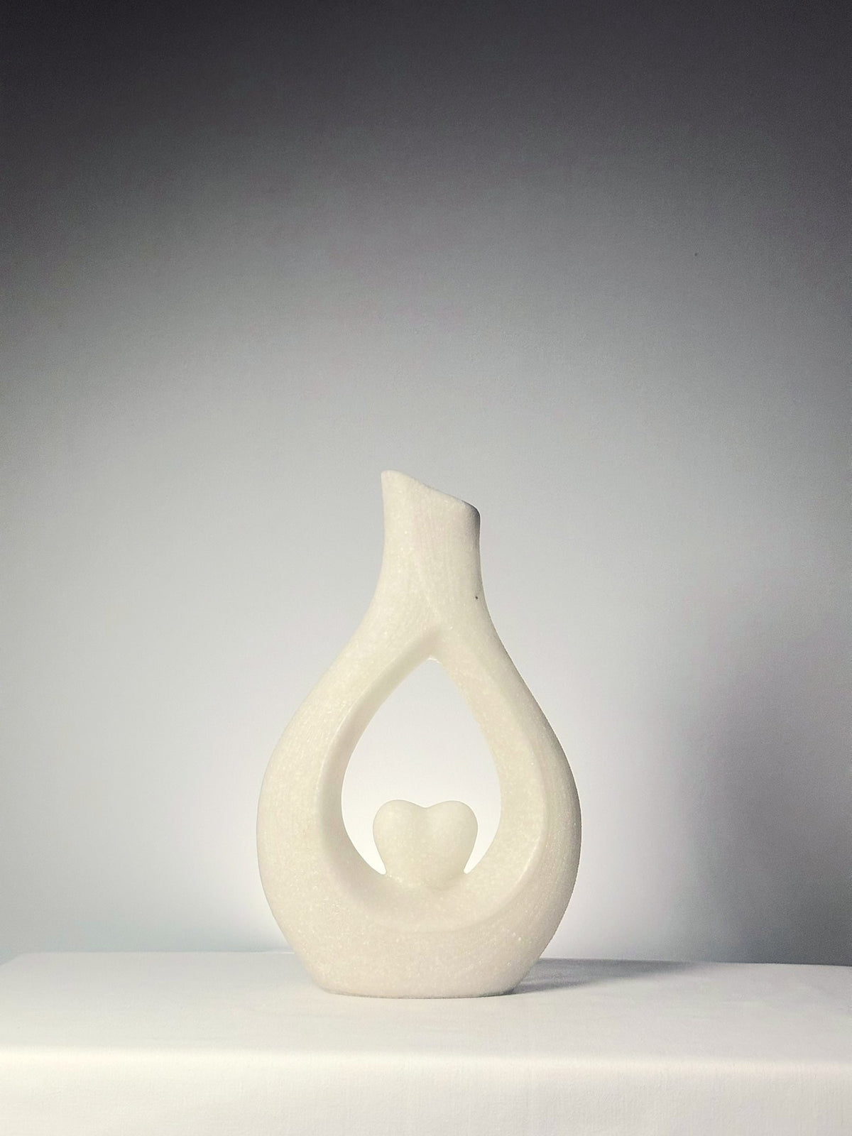 The Tesoro Heartstone in Ivory
