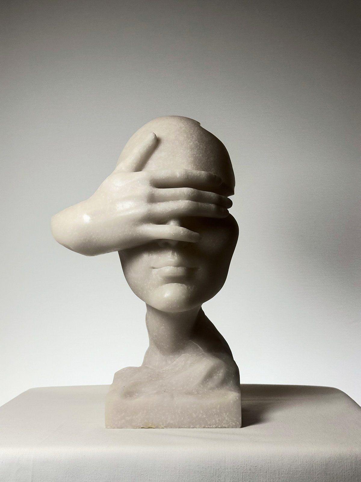 The Velata Visage in Ivory