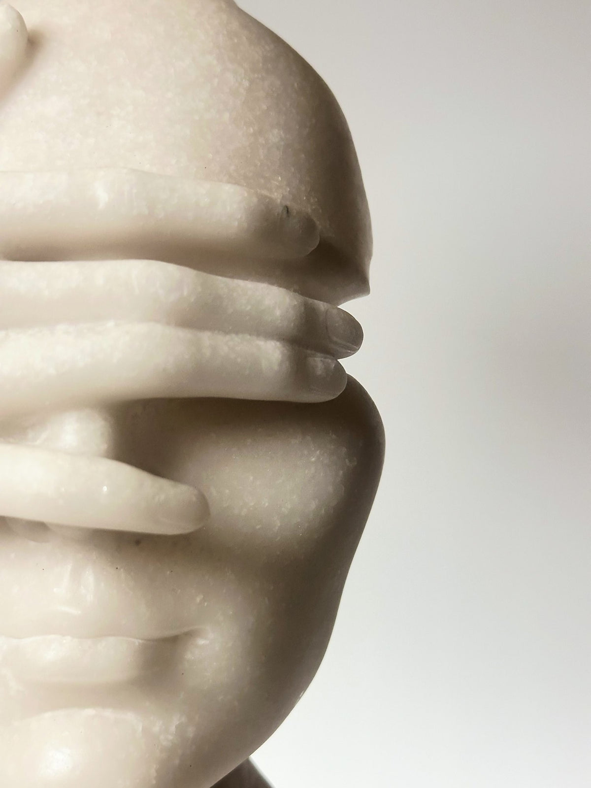 The Velata Visage in Ivory