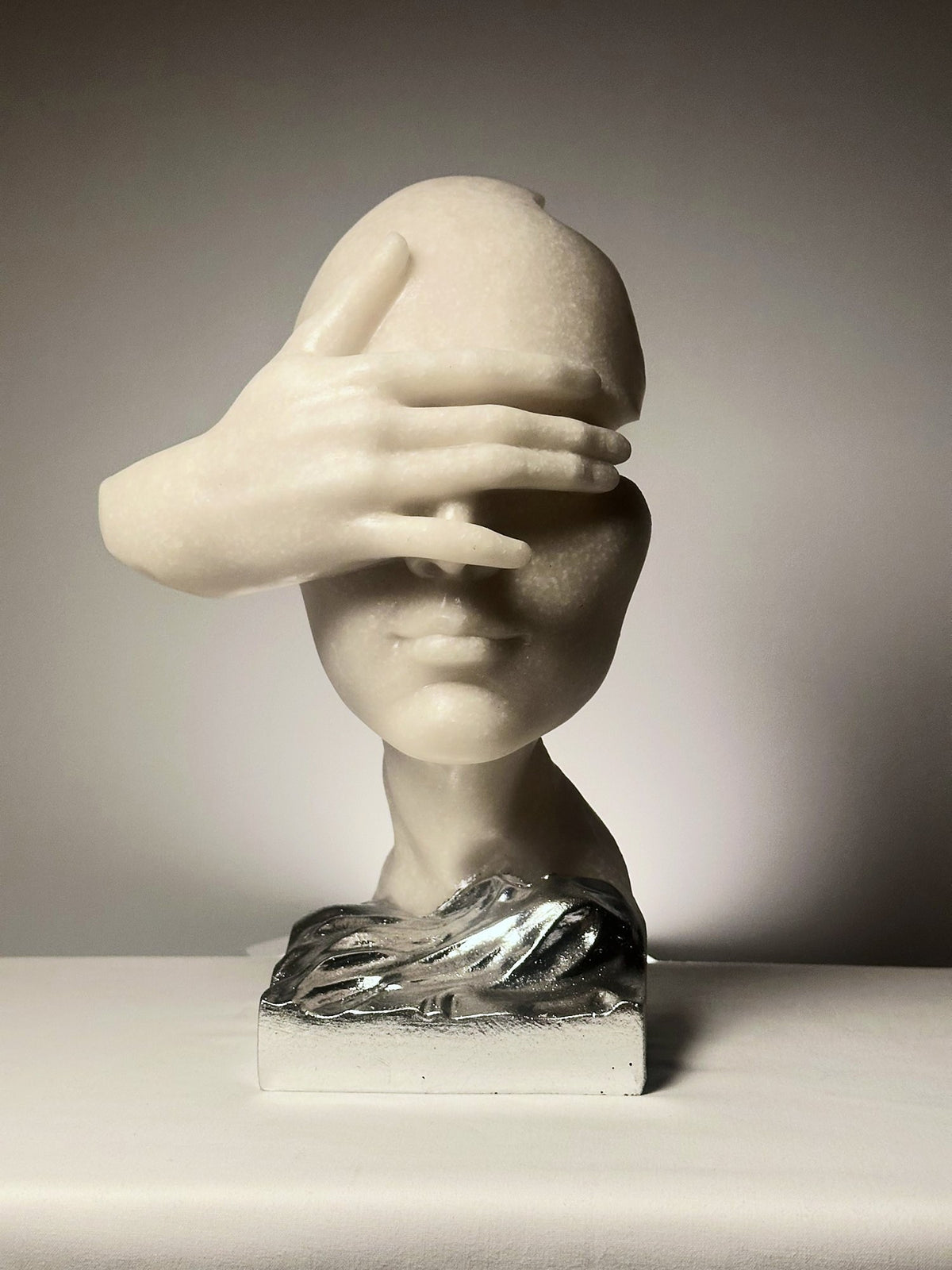 The Velata Visage in Silver