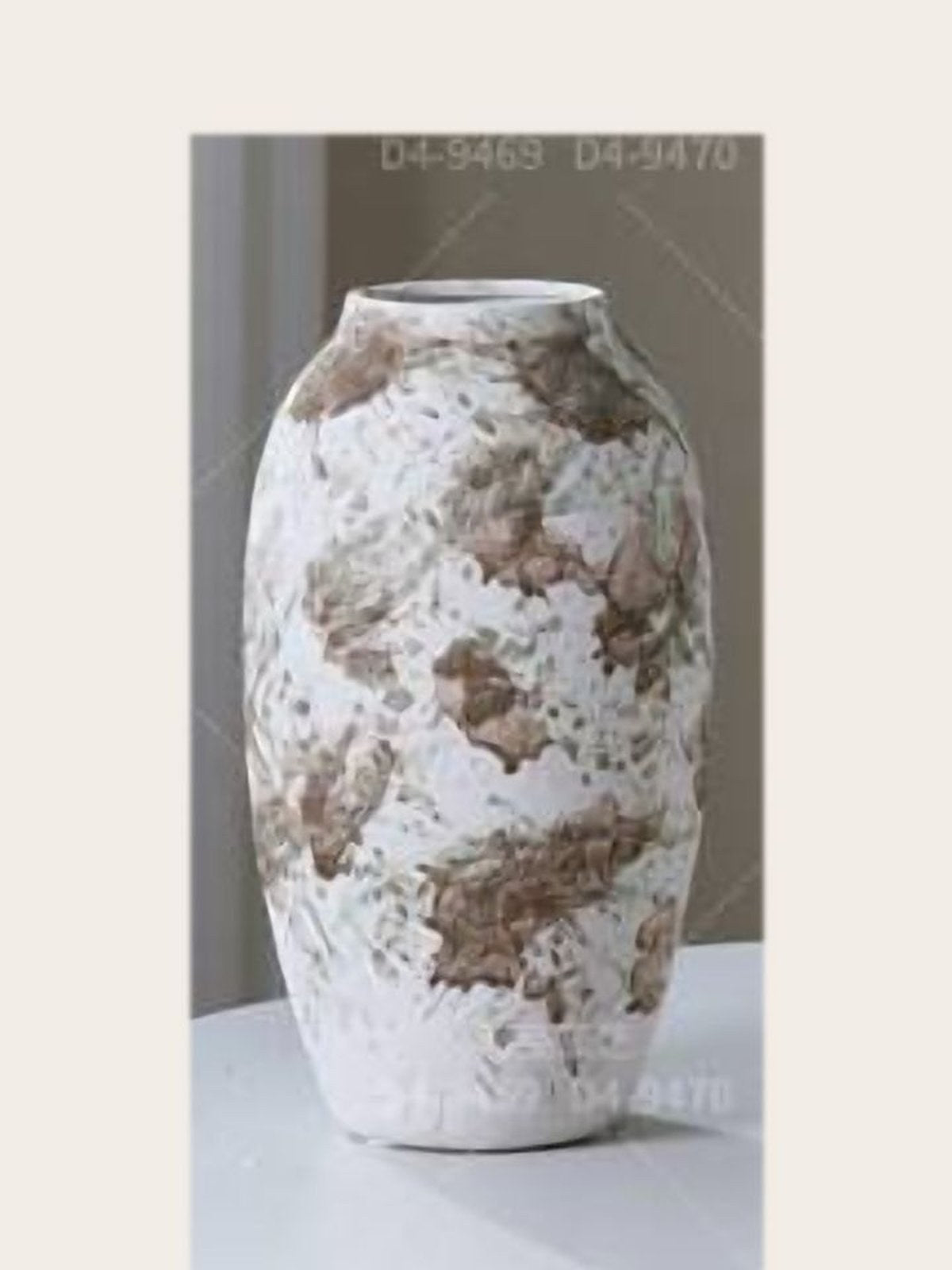 Fresque Urn