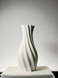 Grand Pirouette Amphora