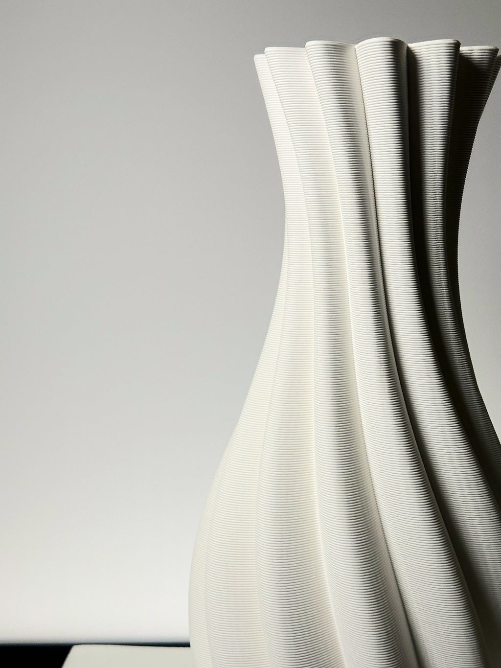 Grand Pirouette Amphora