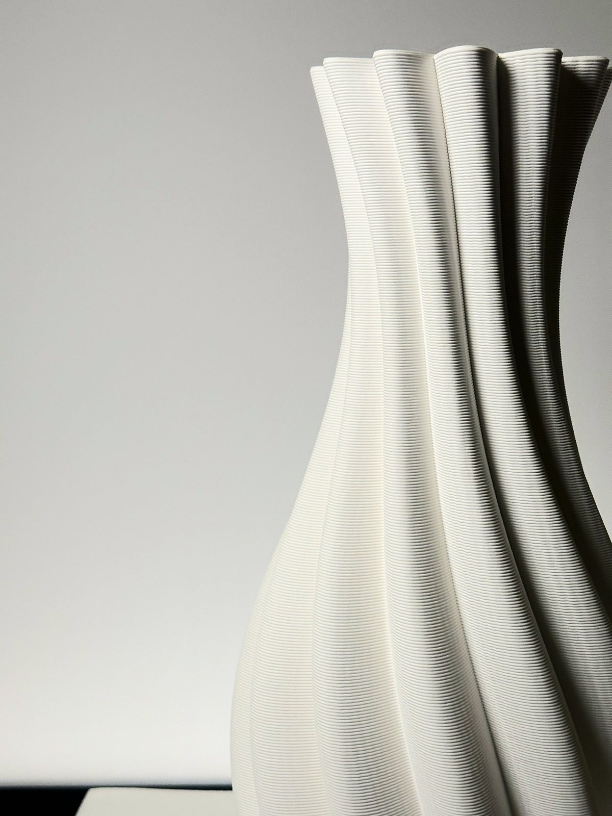Grand Pirouette Amphora