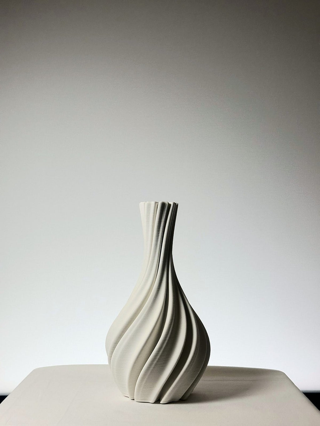 Petite Pirouette Amphora