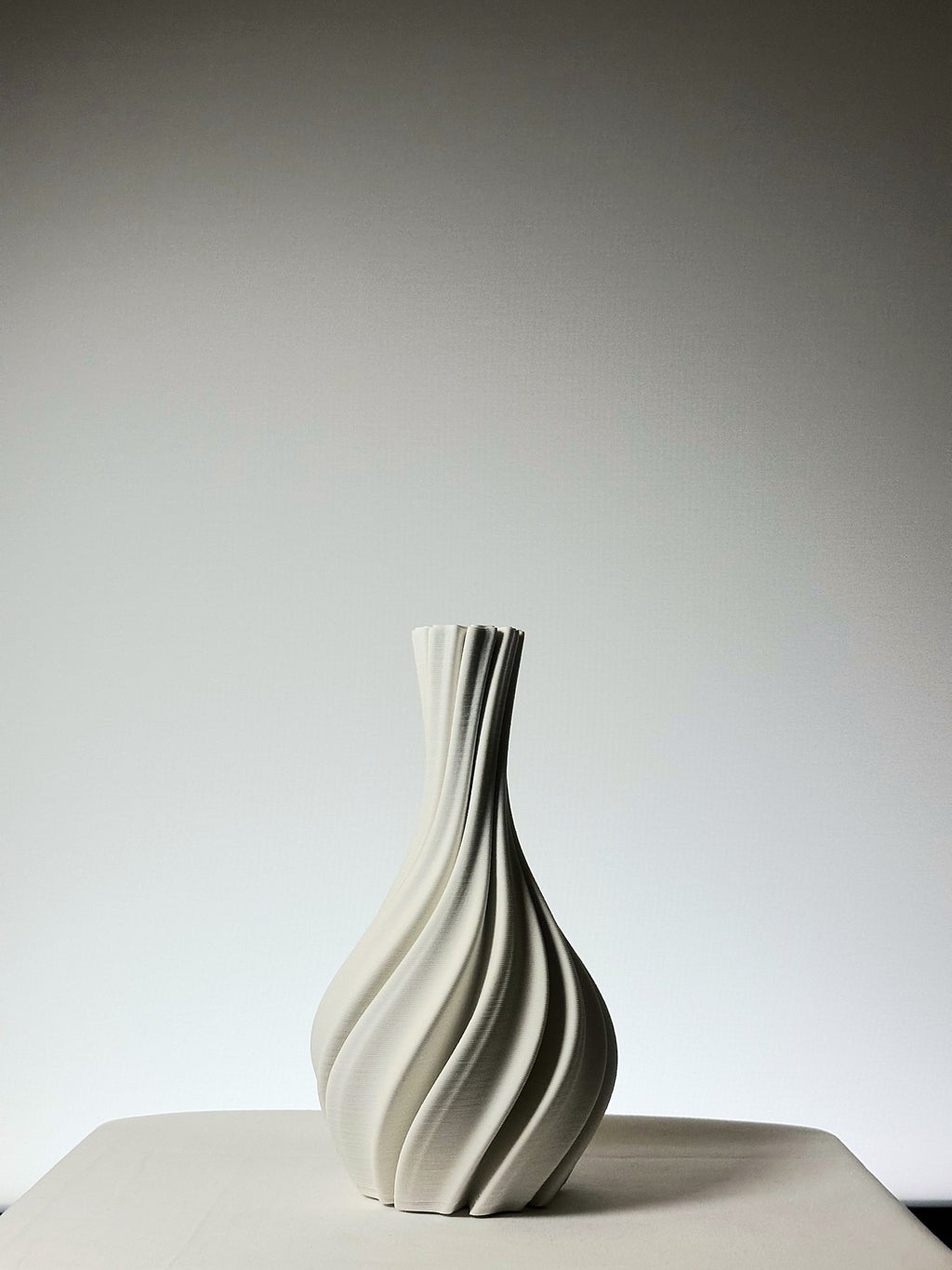 Petite Pirouette Amphora